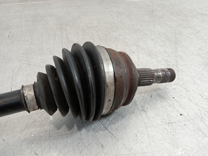 Recambio de transmision delantera izquierda para opel corsa f referencia OEM IAM 9825391080  