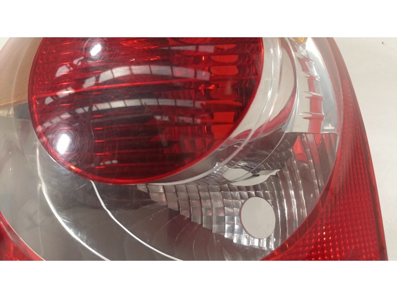 Recambio de piloto trasero derecho para renault modus 1.5 dci diesel referencia OEM IAM   