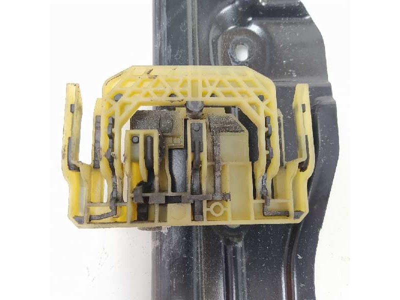 Recambio de elevalunas delantero izquierdo para bmw serie 5 lim. (f10) 520d referencia OEM IAM 7182131 7182111 7248171