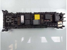 Recambio de caja reles / fusibles para mercedes-benz clase a (w176) a 45 amg 4-matic (176.052) referencia OEM IAM 2469067200 332