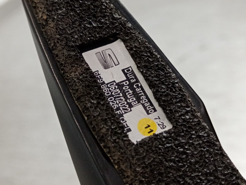 Recambio de barras techo para seat arona xperience referencia OEM IAM 6F9860026F  