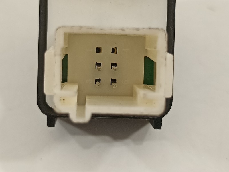 Recambio de mando elevalunas trasero izquierdo para opel corsa f referencia OEM IAM 98044803ZD  