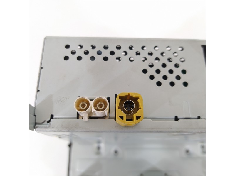 Recambio de sistema audio / radio cd para seat ibiza (6p1) reference plus referencia OEM IAM 5F0035888C  