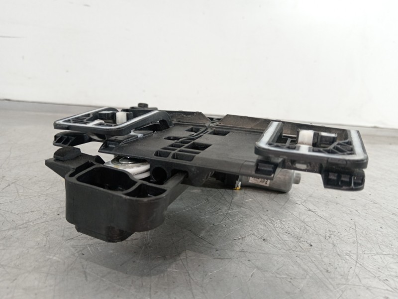 Recambio de elevalunas trasero derecho para opel corsa f referencia OEM IAM 9829045580 9829045280 