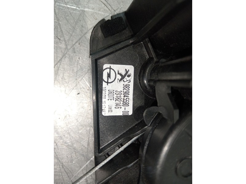 Recambio de elevalunas trasero derecho para opel corsa f referencia OEM IAM 9829045580 9829045280 