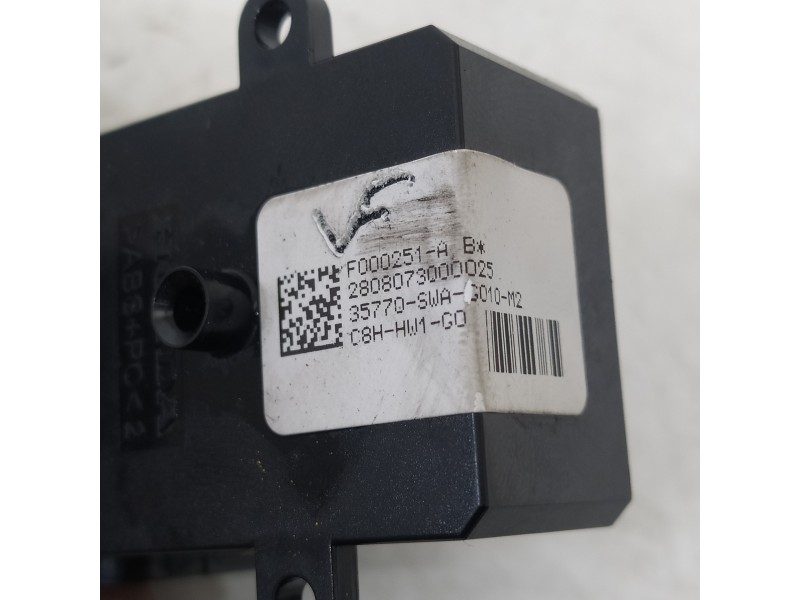 Recambio de mando elevalunas trasero derecho para honda cr-v (re) elegance referencia OEM IAM 35770SWAG01  