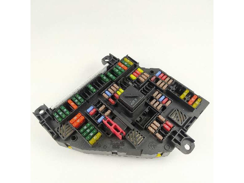 Recambio de caja reles / fusibles para bmw serie 5 lim. (f10) 520d referencia OEM IAM 9252813 317033451F 