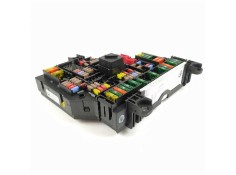Recambio de caja reles / fusibles para bmw serie 5 lim. (f10) 520d referencia OEM IAM 9252813 317033451F  2