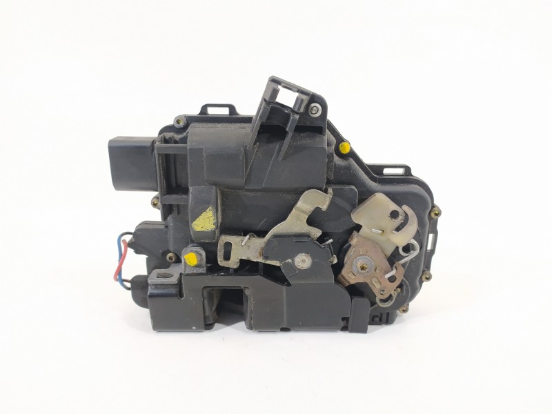 Recambio de cerradura puerta delantera derecha para volkswagen golf iv berlina (1j1) 25 aniversario referencia OEM IAM 3B1837016