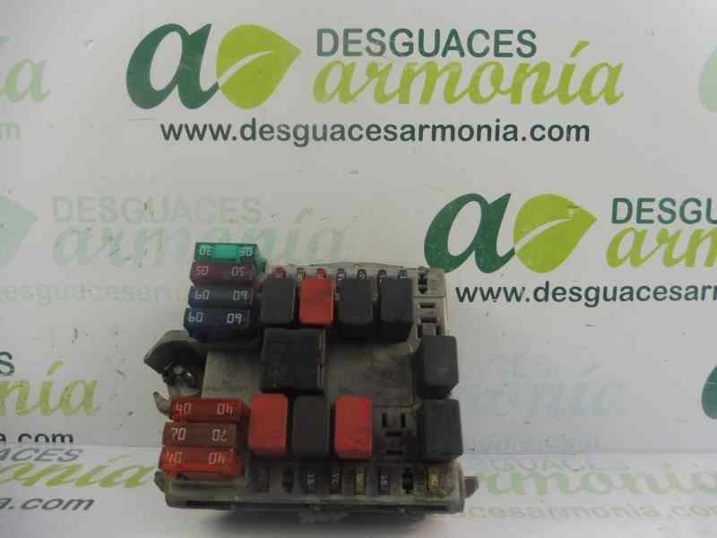 Recambio de caja reles / fusibles para fiat doblo (119) 1.9 jtd elx / dynamic referencia OEM IAM 46760542   Recambio de caja reles / fusibles para fiat doblo (119) 1.9 jtd elx / dynamic referencia OEM IAM 46760542