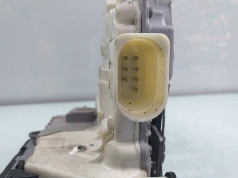 Recambio de cerradura puerta trasera derecha para volkswagen passat berlina (3c2) highline referencia OEM IAM 3C4839016A  