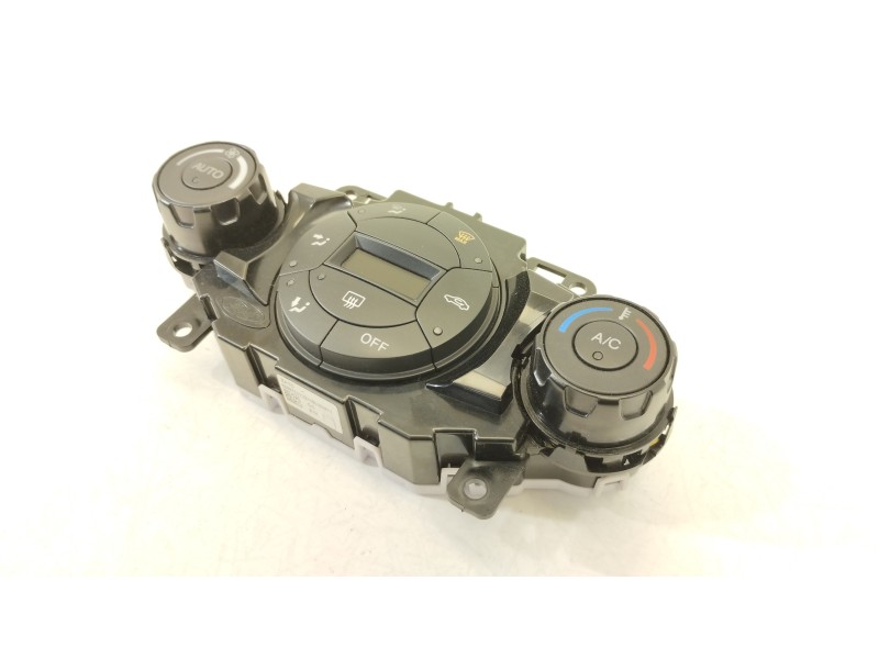 Recambio de mando climatizador para ford fiesta (cb1) titanium referencia OEM IAM 8A6T18C612AJ  