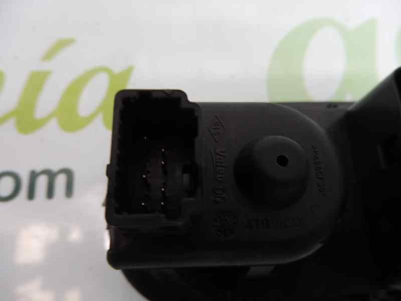 Recambio de mando elevalunas delantero izquierdo para opel movano mr/f2yc/51ade3 referencia OEM IAM   