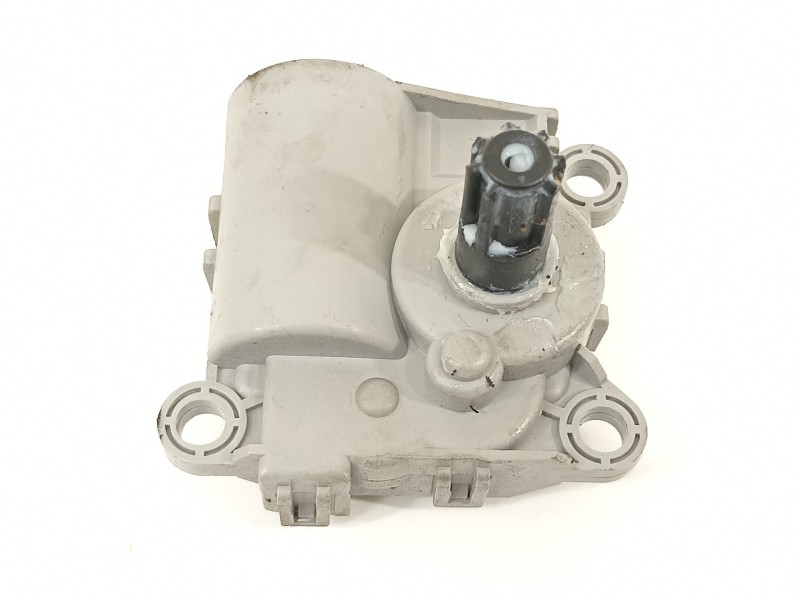 Recambio de motor apertura trampillas climatizador para hyundai tucson essence 2wd referencia OEM IAM HVCCD267  