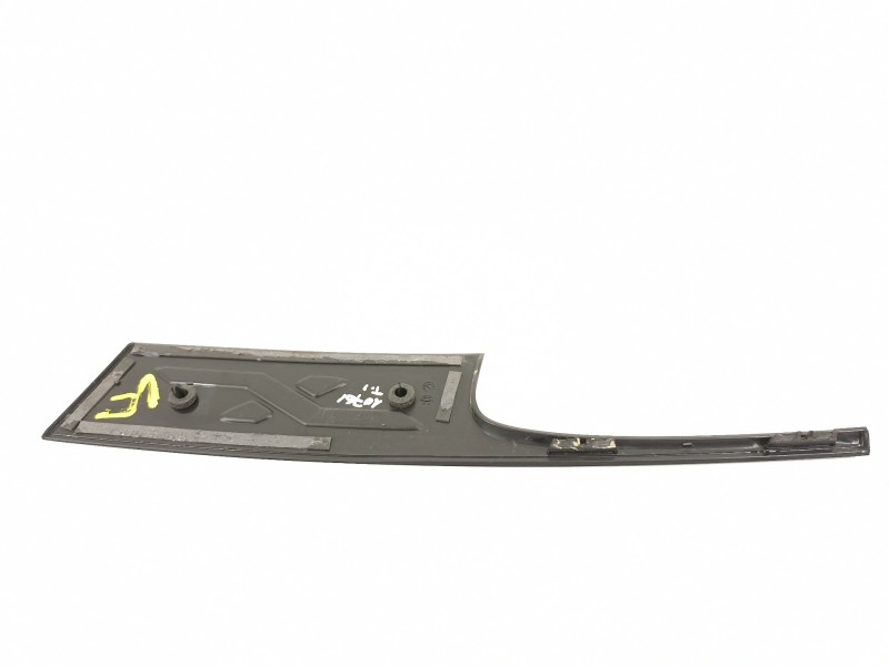 Recambio de moldura para seat arona xperience referencia OEM IAM 6F9853377G  