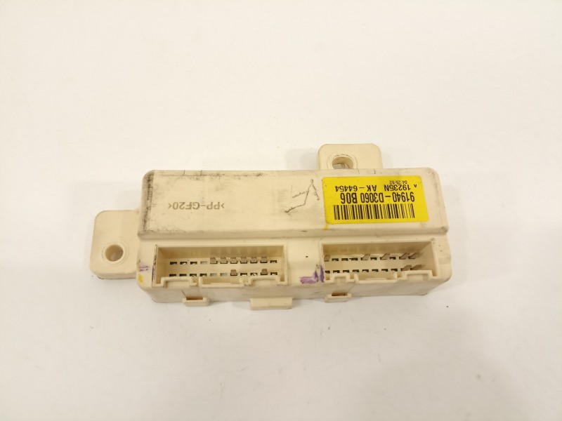 Recambio de modulo electronico para hyundai tucson essence 2wd referencia OEM IAM 91940D3060  