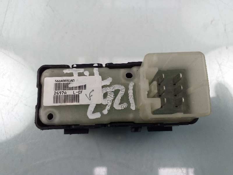 Recambio de mando elevalunas trasero izquierdo para dodge caliber se referencia OEM IAM 56040693 2697A 