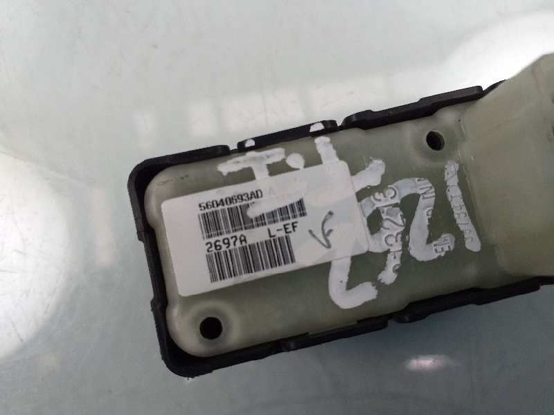 Recambio de mando elevalunas trasero izquierdo para dodge caliber se referencia OEM IAM 56040693 2697A 