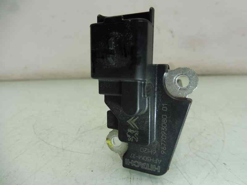Recambio de caudalimetro para peugeot 208 style referencia OEM IAM 9677093080  