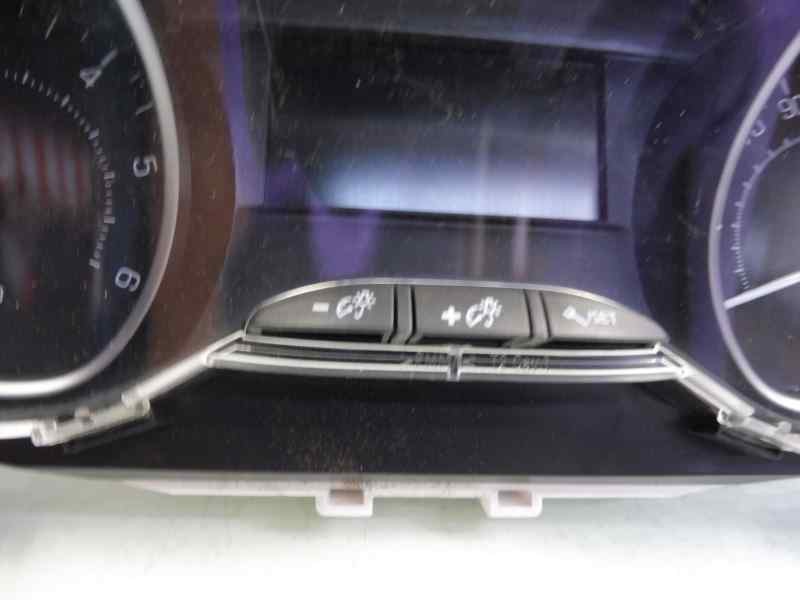 Recambio de cuadro instrumentos para peugeot 208 style referencia OEM IAM 9813848980  