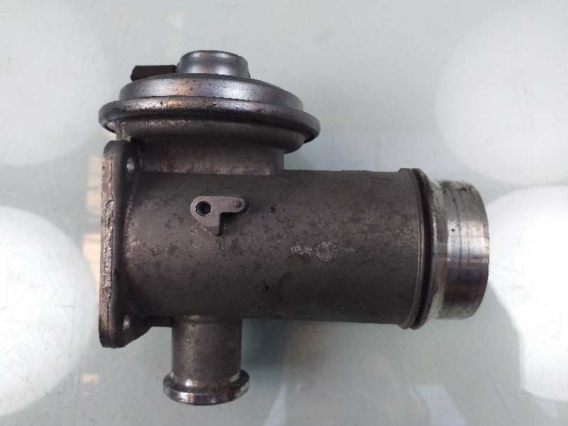 Recambio de valvula egr para bmw serie 1 berlina (e81/e87) 120d referencia OEM IAM 70051200 07T0367804381 