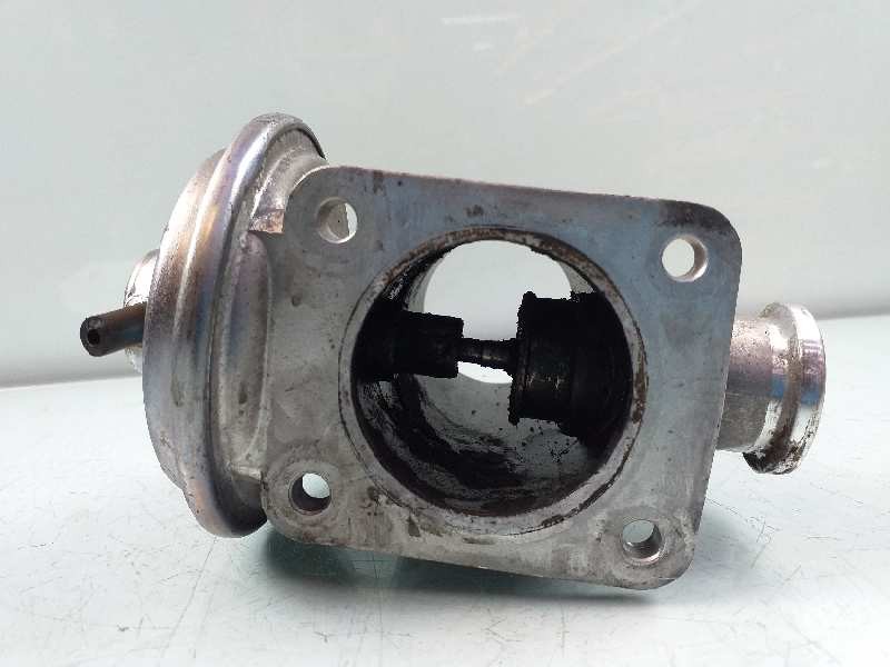 Recambio de valvula egr para bmw serie 1 berlina (e81/e87) 120d referencia OEM IAM 70051200 07T0367804381 