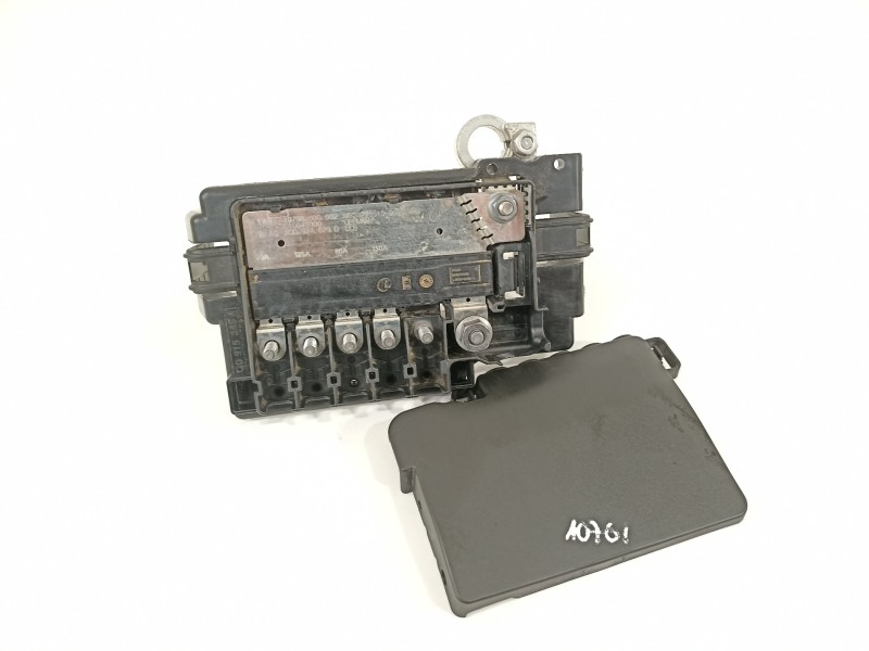 Recambio de caja reles / fusibles para seat arona xperience referencia OEM IAM 2Q0937548D  