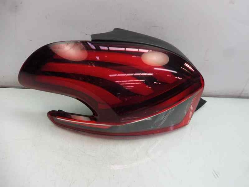 Recambio de piloto trasero izquierdo para peugeot 208 style referencia OEM IAM 9810343080  