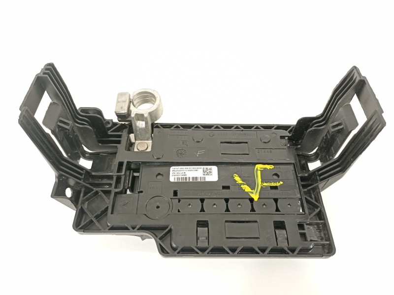 Recambio de caja reles / fusibles para seat arona xperience referencia OEM IAM 2Q0937548D  