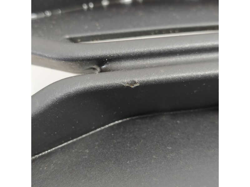 Recambio de rejilla paragolpes derecha para mini countryman (f60) cooper s e all4 referencia OEM IAM 51117390554  