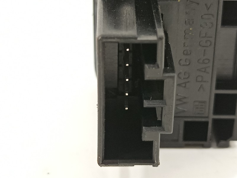 Recambio de mando multifuncion para seat arona xperience referencia OEM IAM 6F9941333  