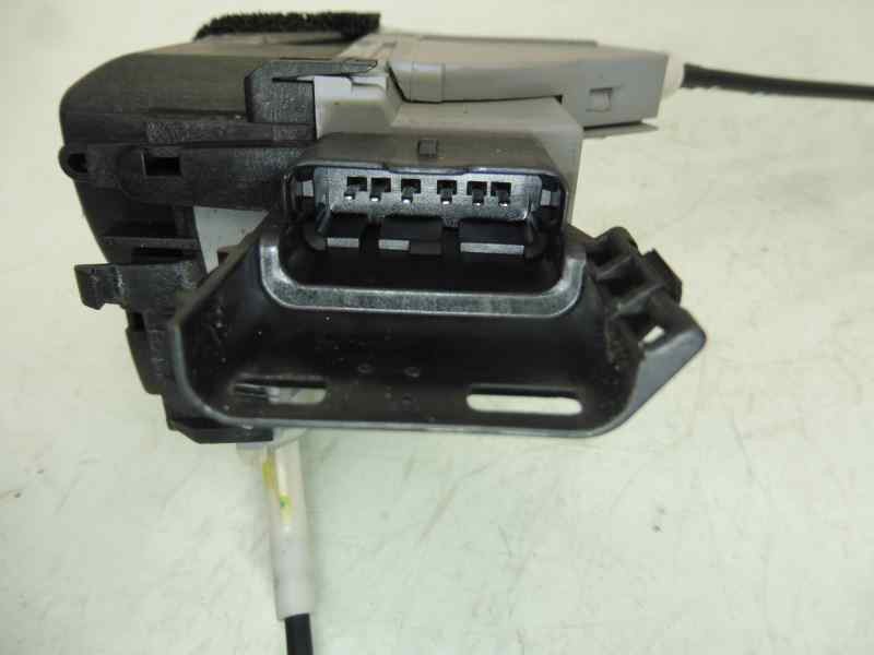 Recambio de cerradura puerta trasera izquierda para peugeot 3008 premium referencia OEM IAM 833322  