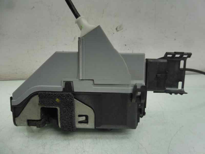 Recambio de cerradura puerta trasera izquierda para peugeot 3008 premium referencia OEM IAM 833322  