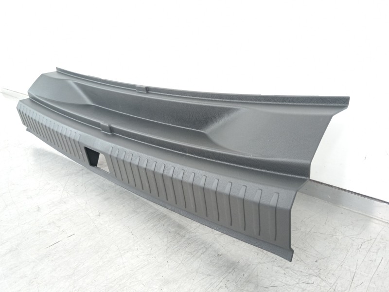 Recambio de moldura para seat arona xperience referencia OEM IAM 6F9863459A  