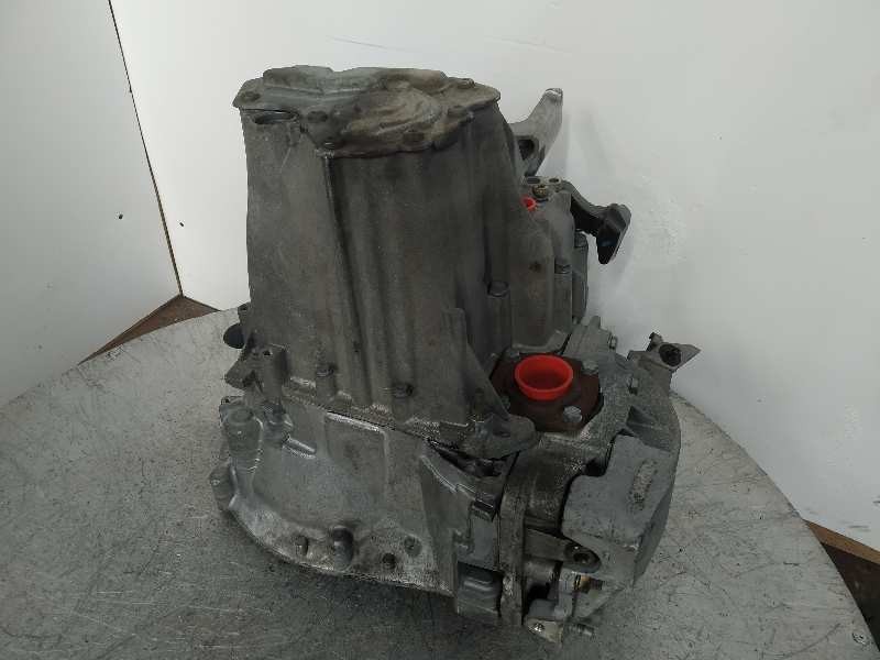 Recambio de caja cambios para peugeot 407 st sport referencia OEM IAM 20MB02  