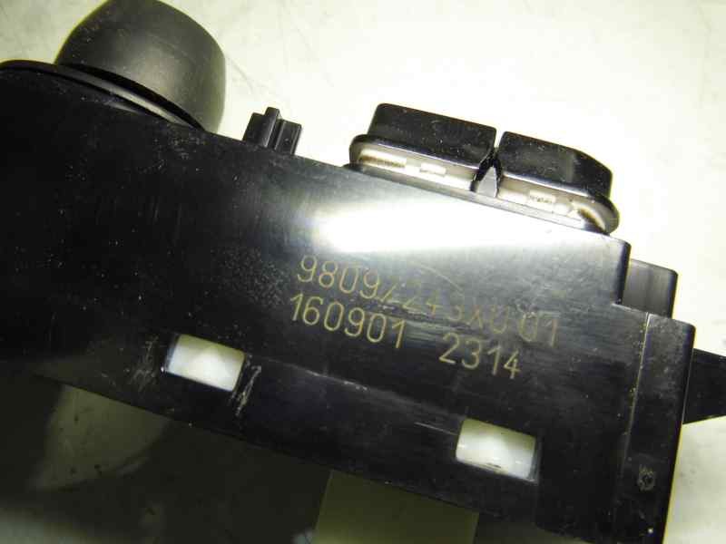 Recambio de mando multifuncion para peugeot 208 style referencia OEM IAM 98097243XU01  