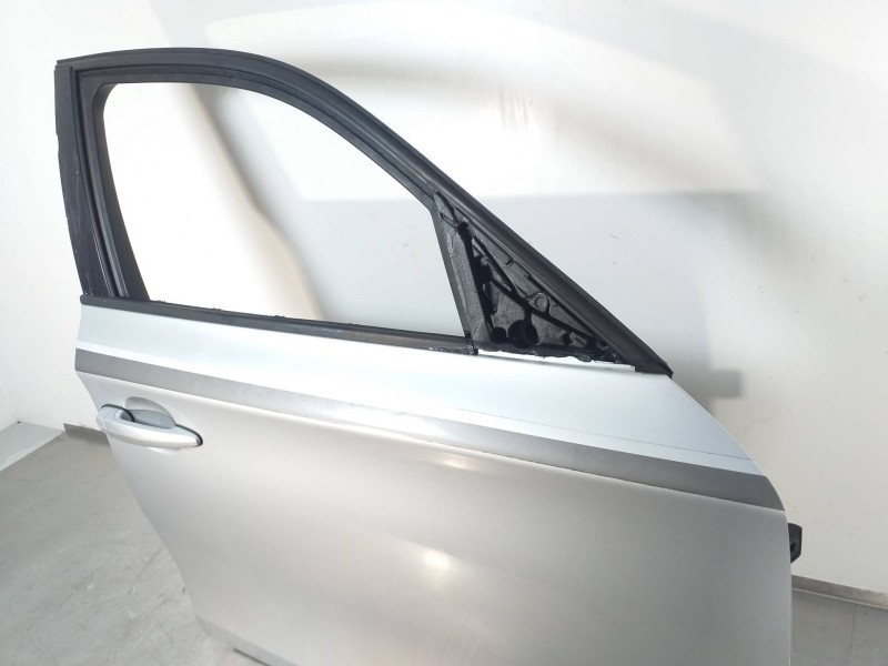 Recambio de puerta delantera derecha para bmw serie 1 berlina (e81/e87) 120d referencia OEM IAM 41517191012  