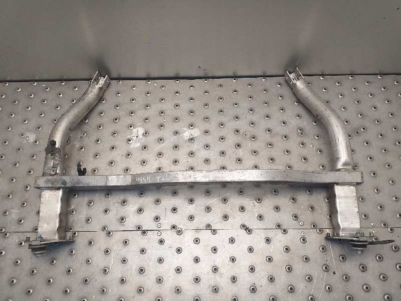 Recambio de travesaño inferior para peugeot 407 st sport referencia OEM IAM   