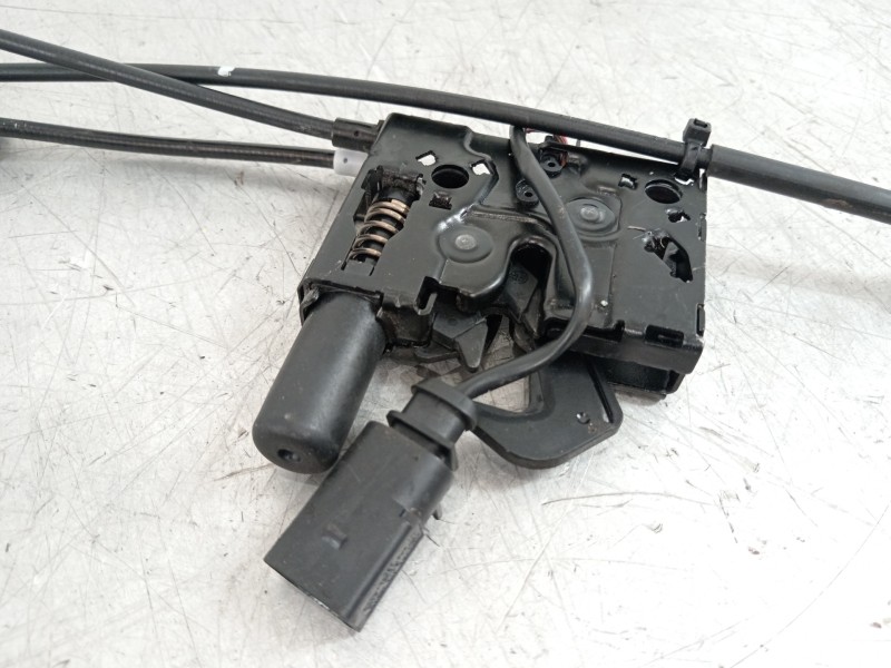 Recambio de cerradura capot para seat arona xperience referencia OEM IAM 6F0823509  