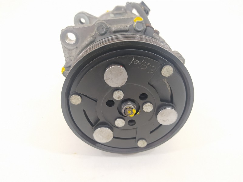 Recambio de compresor aire acondicionado para volkswagen golf iv berlina (1j1) highline referencia OEM IAM 99000243  