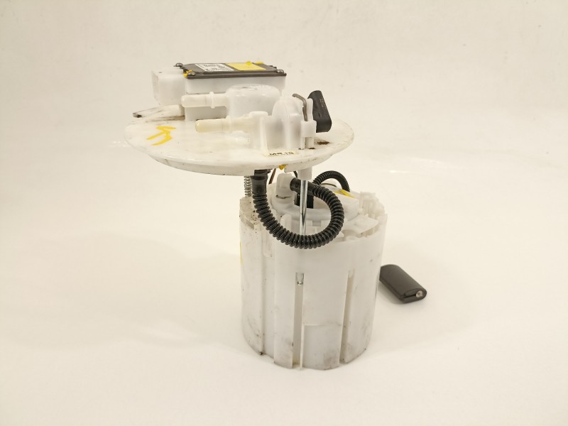 Recambio de bomba combustible para hyundai i30 (pd) n project c referencia OEM IAM 33040S0000  