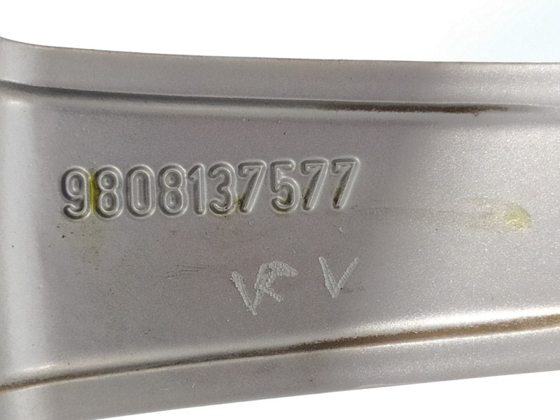 Recambio de llanta para peugeot 208 style referencia OEM IAM 9808137577  