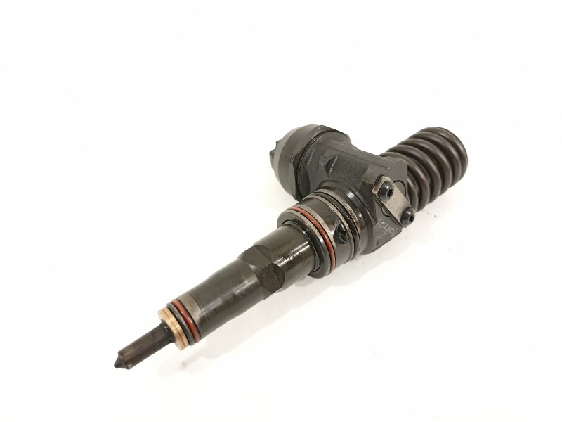 Recambio de inyector para volkswagen golf iv berlina (1j1) highline referencia OEM IAM 038130073AJ 0414720037 
