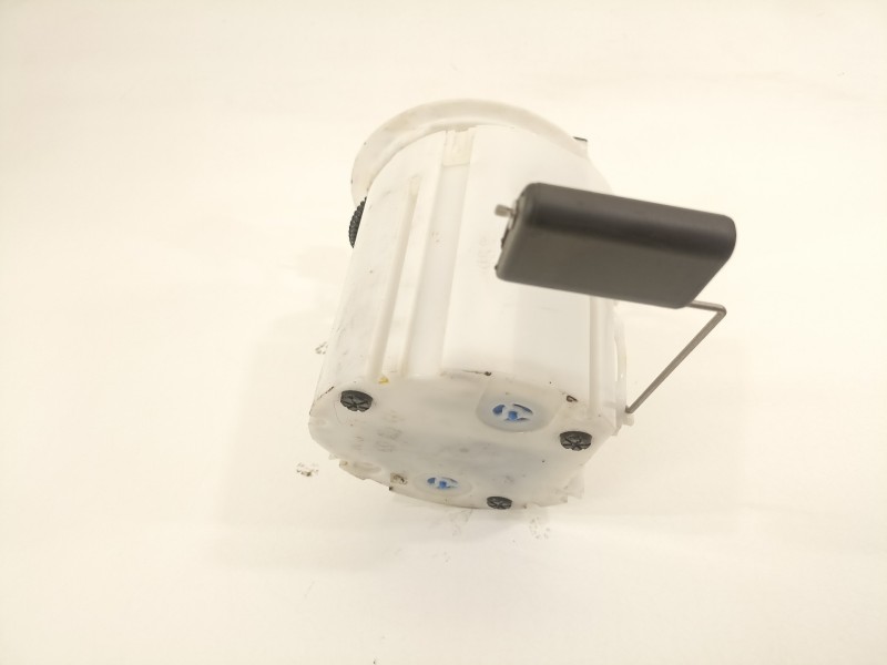 Recambio de bomba combustible para hyundai i30 (pd) n project c referencia OEM IAM 33040S0000  