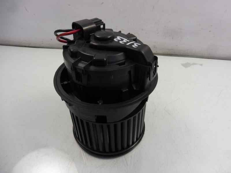 Recambio de ventilador calefaccion para peugeot 208 style referencia OEM IAM T1013140A  