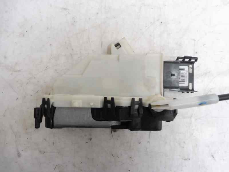 Recambio de cerradura puerta delantera derecha para citroën berlingo cuadro club l2 referencia OEM IAM 9135EA 828405 