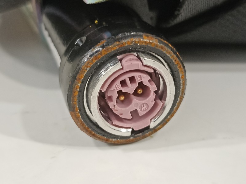 Recambio de cinturon seguridad delantero derecho para seat arona xperience referencia OEM IAM 6F0857706ERAA  