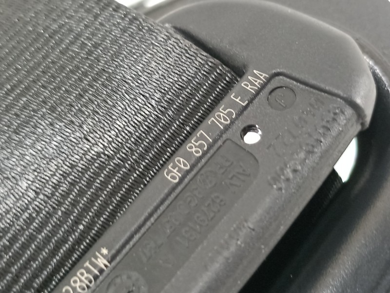 Recambio de cinturon seguridad delantero izquierdo para seat arona xperience referencia OEM IAM 6F0857705E  