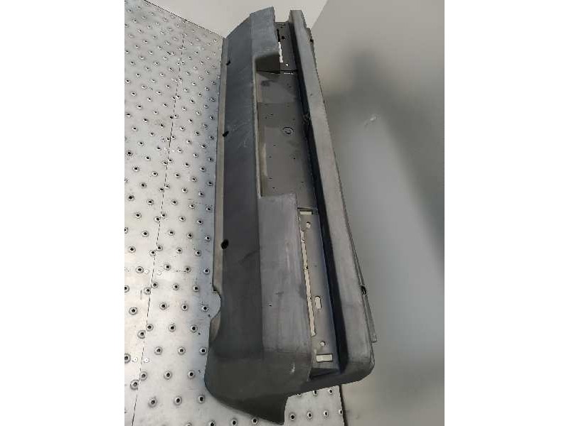 Recambio de paragolpes trasero para fiat ritmo 1.5 cat-u referencia OEM IAM   
