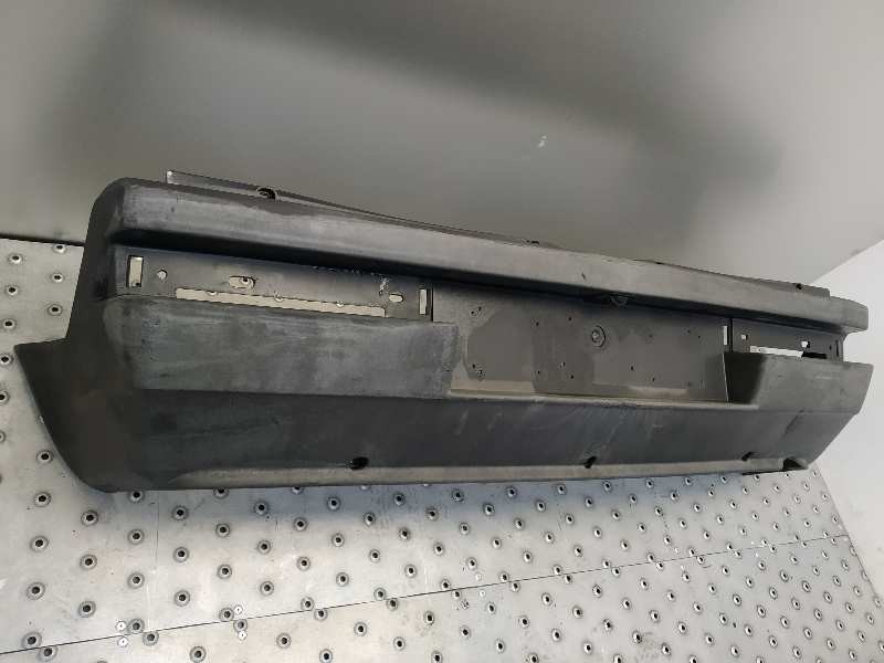 Recambio de paragolpes trasero para fiat ritmo 1.5 cat-u referencia OEM IAM   